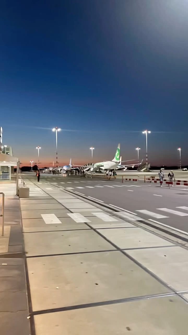 Post 3 by Shantï on Instagram (video)