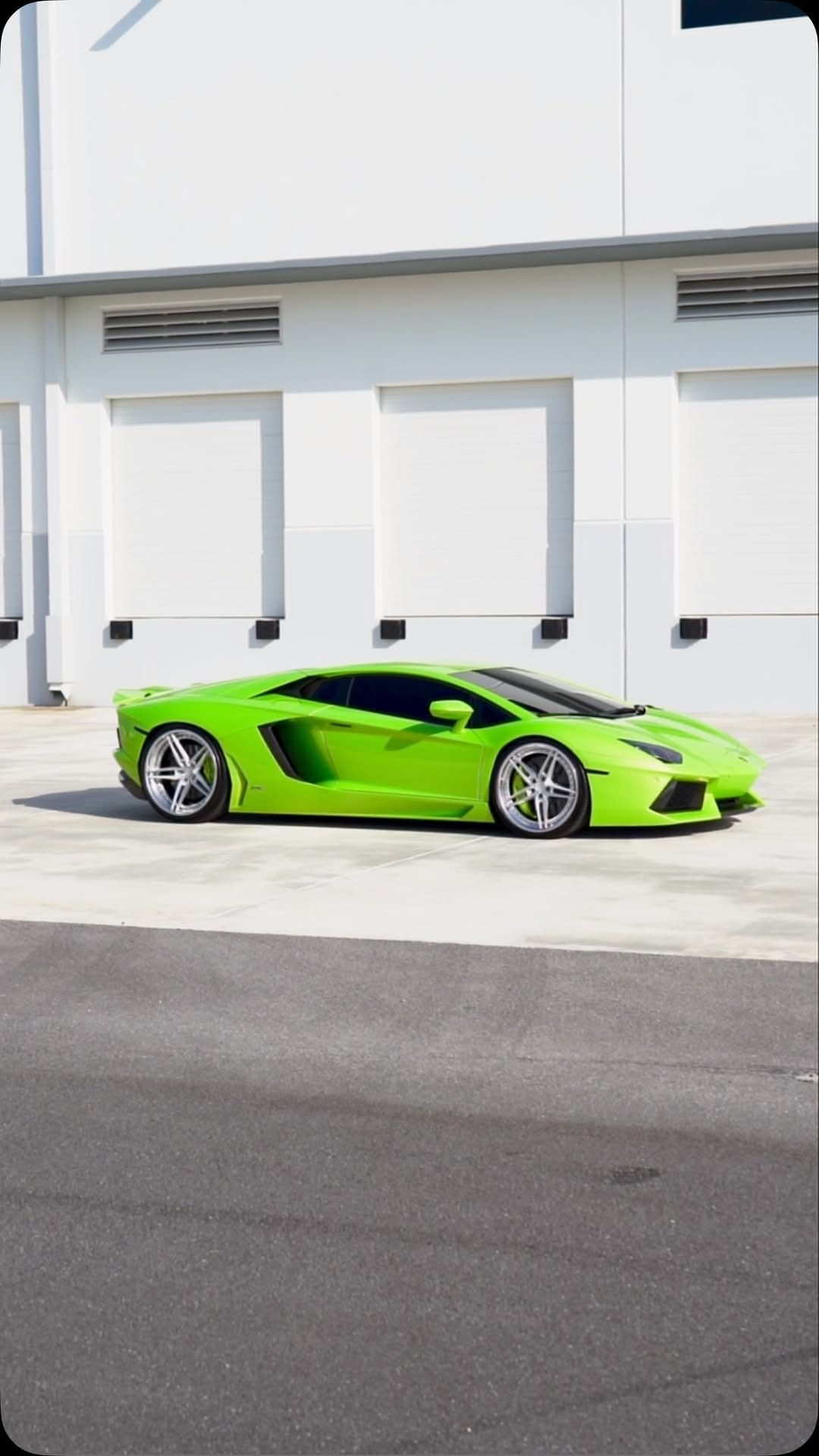 Post 3 by BURNIN_MOTORS on Instagram (video)