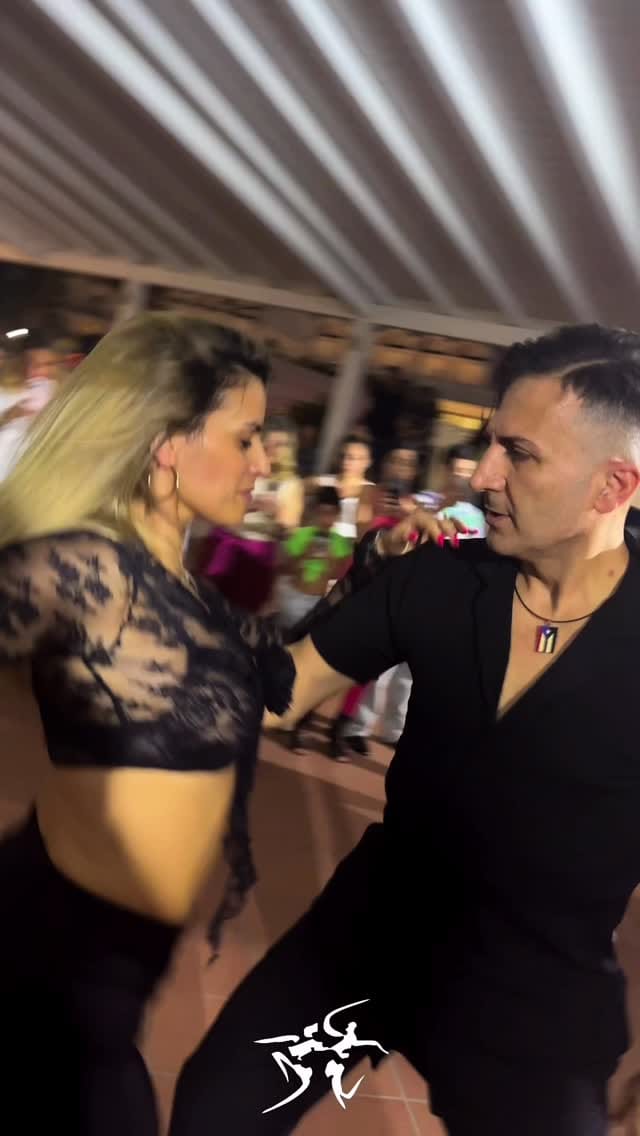 Post 7 by Evelyn Trainito on Instagram (video)