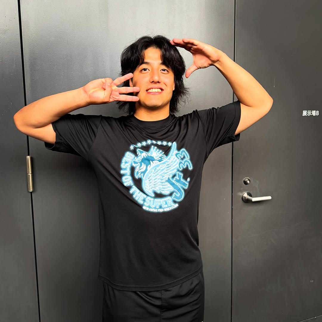 Post 9 by 新日本プロレスリング 新日企画 on Instagram (carousel)