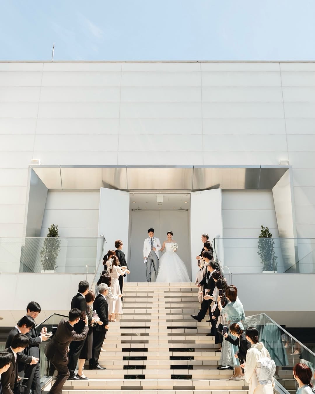 Post 1 by アルカンシエルリュクスマリアージュ名古屋｜結婚式場【公式】 on Instagram (carousel)