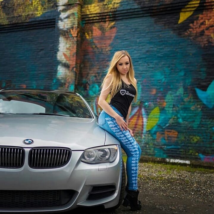 Post 7 by 💪BMW GIRLS💪 on Instagram (image)