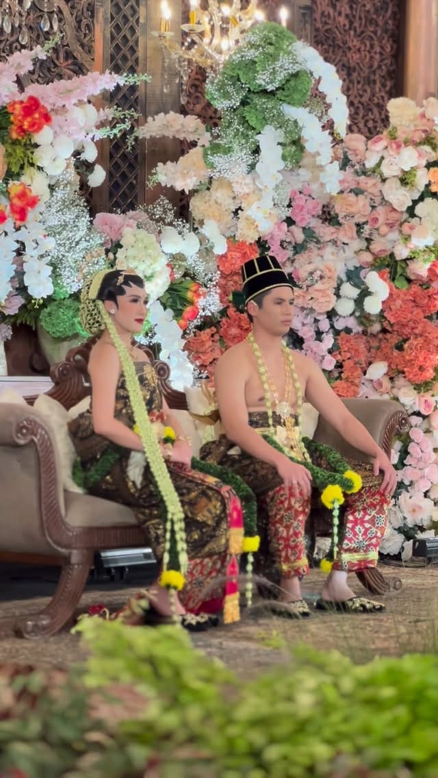 Post 9 by Wedding Venue Jakarta IKK Wedding Indonesia on Instagram (video)