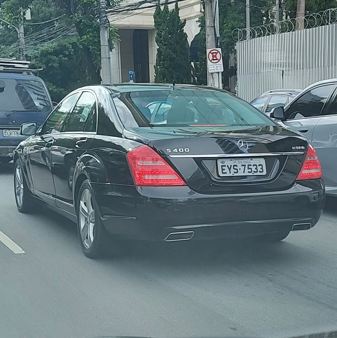 Post 5 by Placa dos Carros on Instagram (image)