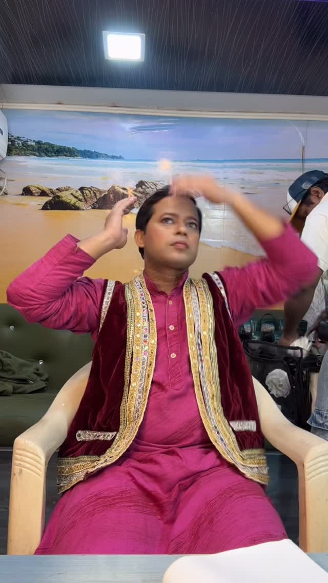Post 6 by Rakesh Kumar on Instagram (video)