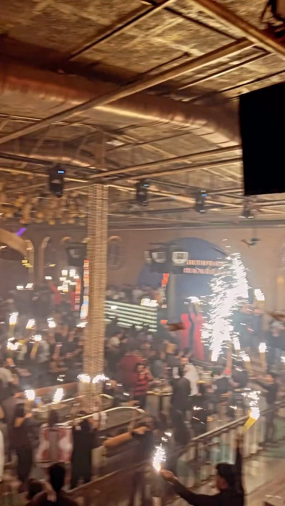 Post 10 by The_Pune_Nightlife on Instagram (video)
