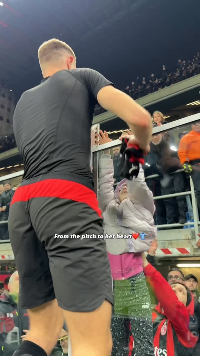 Post 6 by Strahinja Pavlović on Instagram (video)
