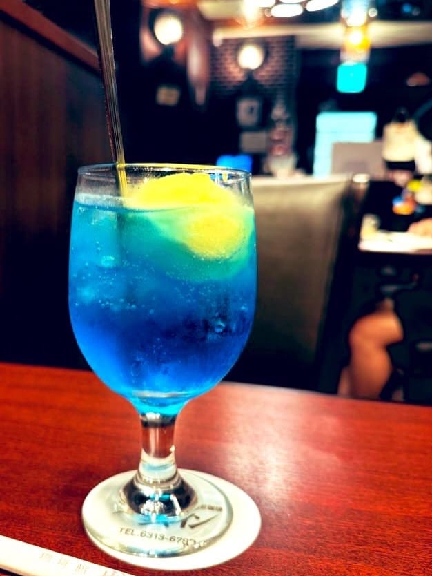 Post 7 by 喫茶サンシャイン☕️1973年創業【大阪駅前第３ビルB2に移転】 on Instagram (carousel)