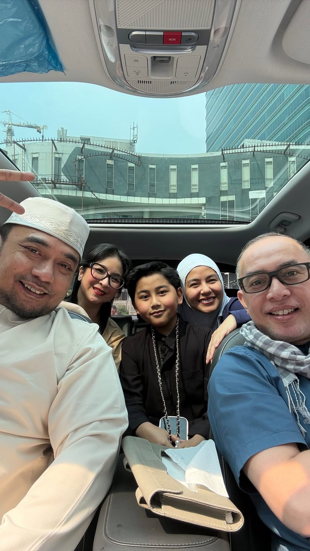 Post 3 by Bebi Romeo / Virdy Megananda on Instagram (video)