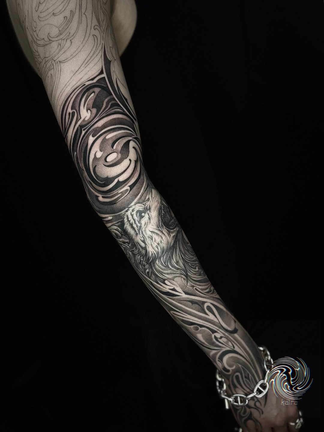 Post 2 by 彫師 界螺  -  tattooist kaira on Instagram (carousel)