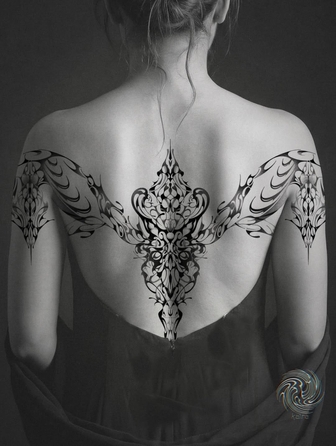 Post 4 by 彫師 界螺  -  tattooist kaira on Instagram (carousel)
