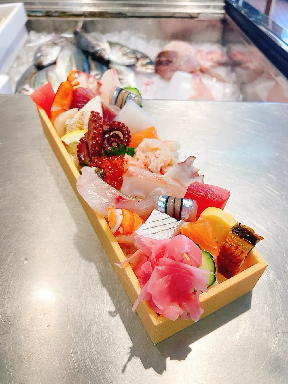 Post 7 by 岡崎 鮮魚店 on Instagram (image)