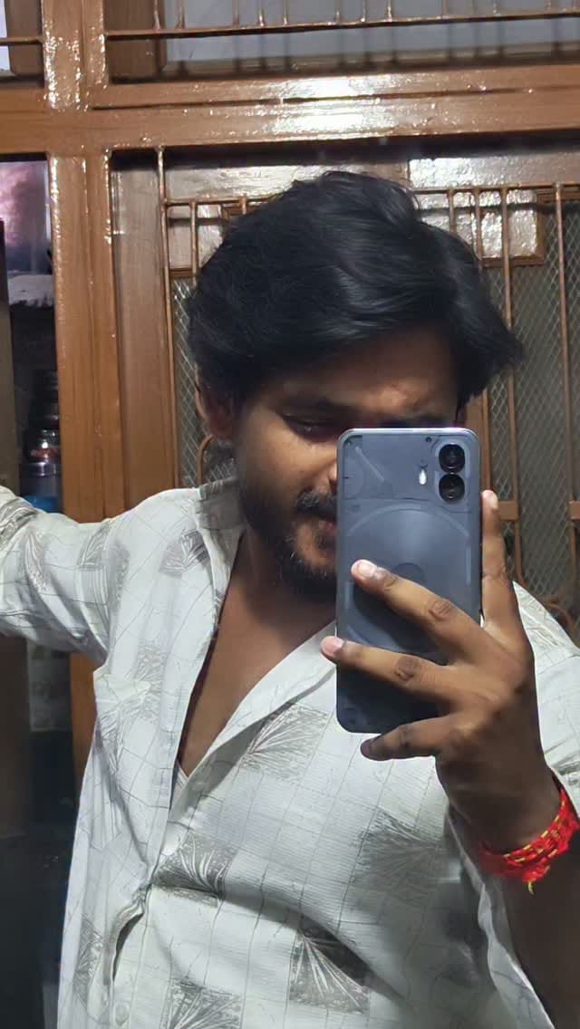 Post 4 by Anupamm Tiwari on Instagram (video)