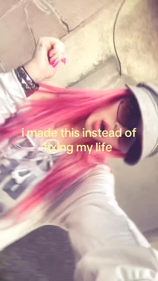 Post 3 by reikko on Instagram (video)