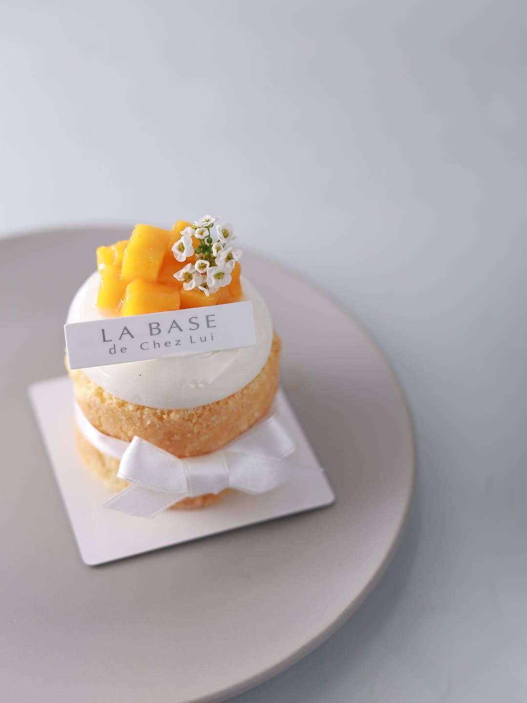 Post 1 by LA BASE de Chez Lui on Instagram (image)