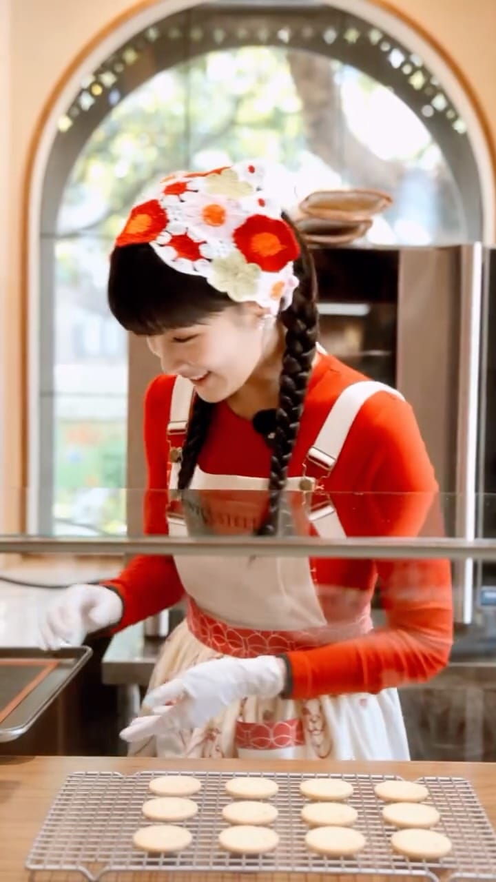 Post 8 by Aunt Stella 詩特莉 on Instagram (video)