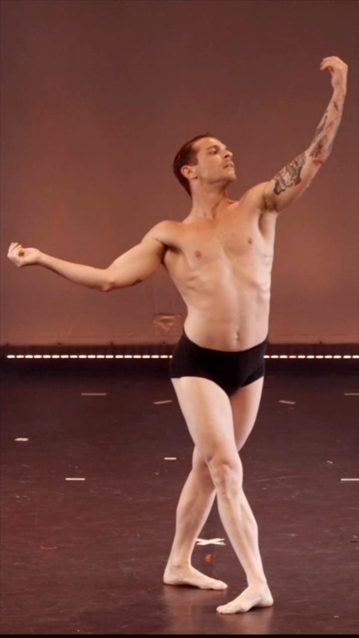Post 2 by Simone Nolasco on Instagram (video)