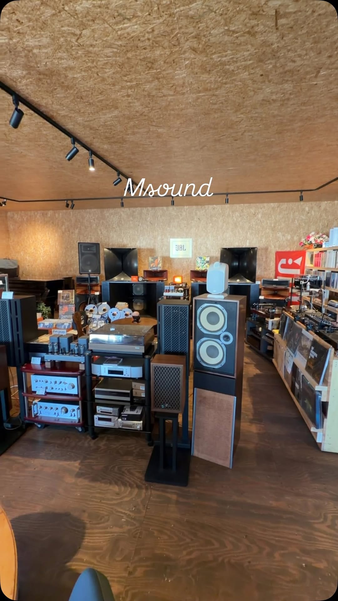 Post 5 by Msound on Instagram (video)