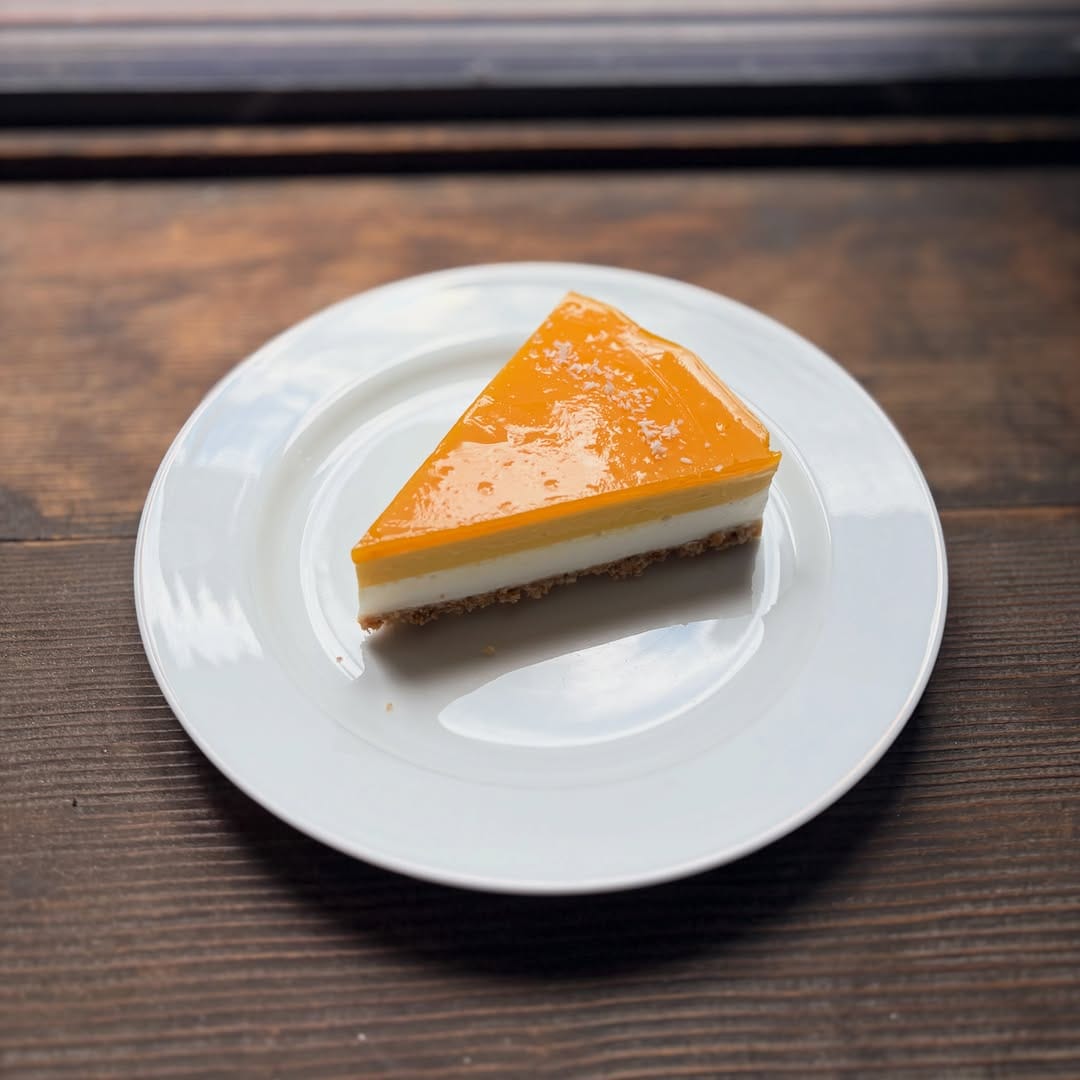 Post 1 by ロックフォールカフェ / ROQUEFORT CAFE on Instagram (carousel)
