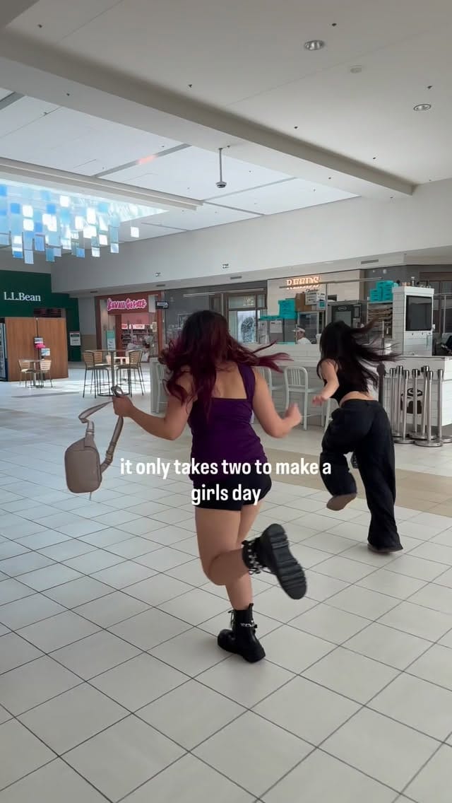 Post 7 by ✿ Kawaii Corner ✿ on Instagram (video)