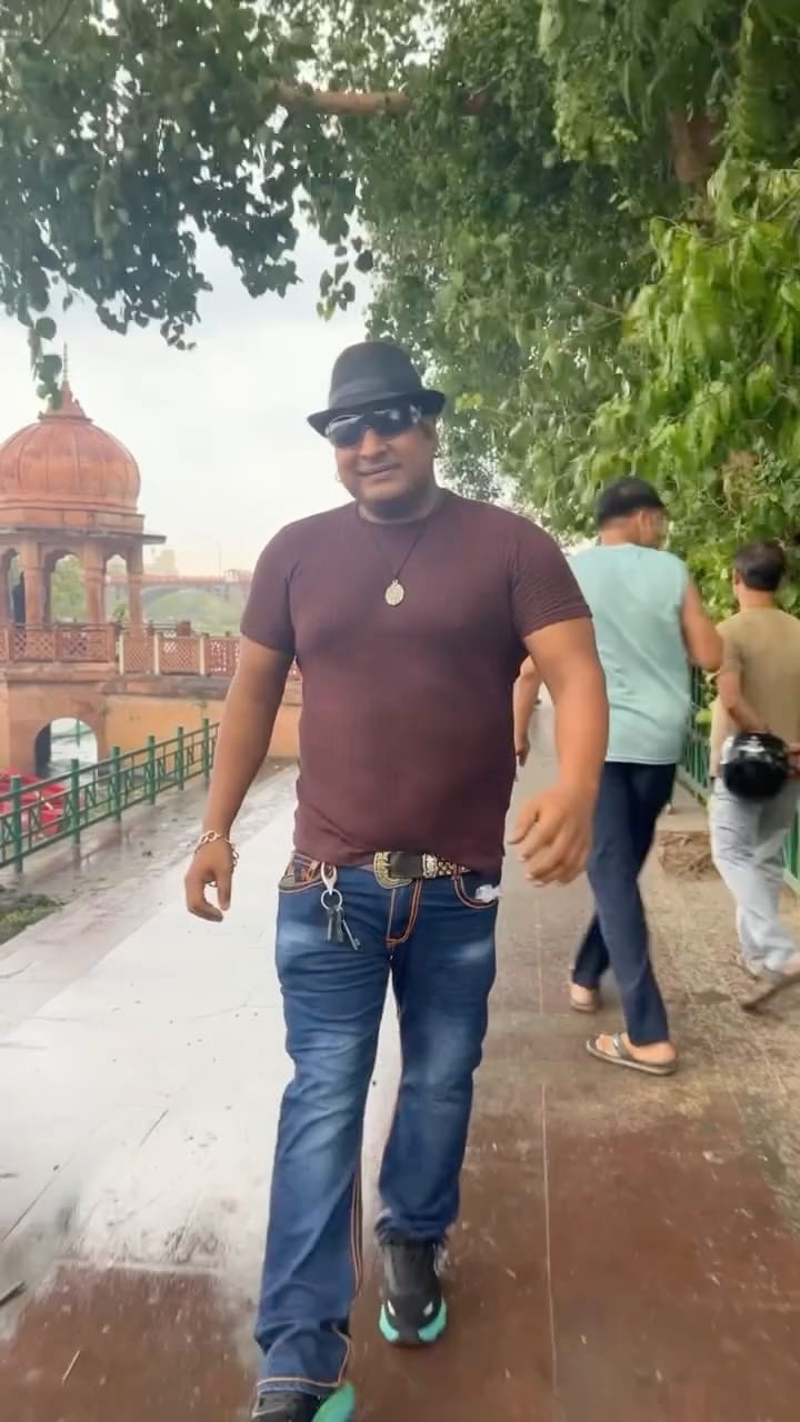 Post 2 by Azam Ansari on Instagram (video)