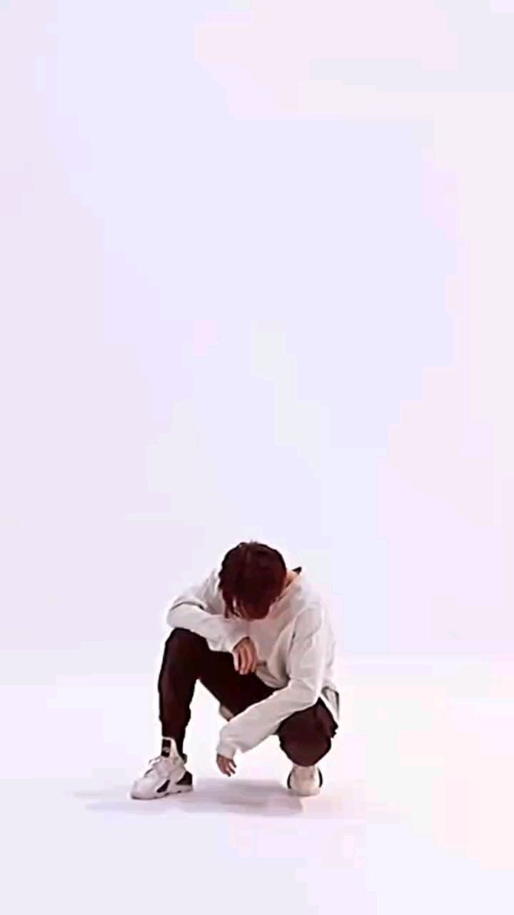 Post 10 by @k.pop_armyy on Instagram (video)