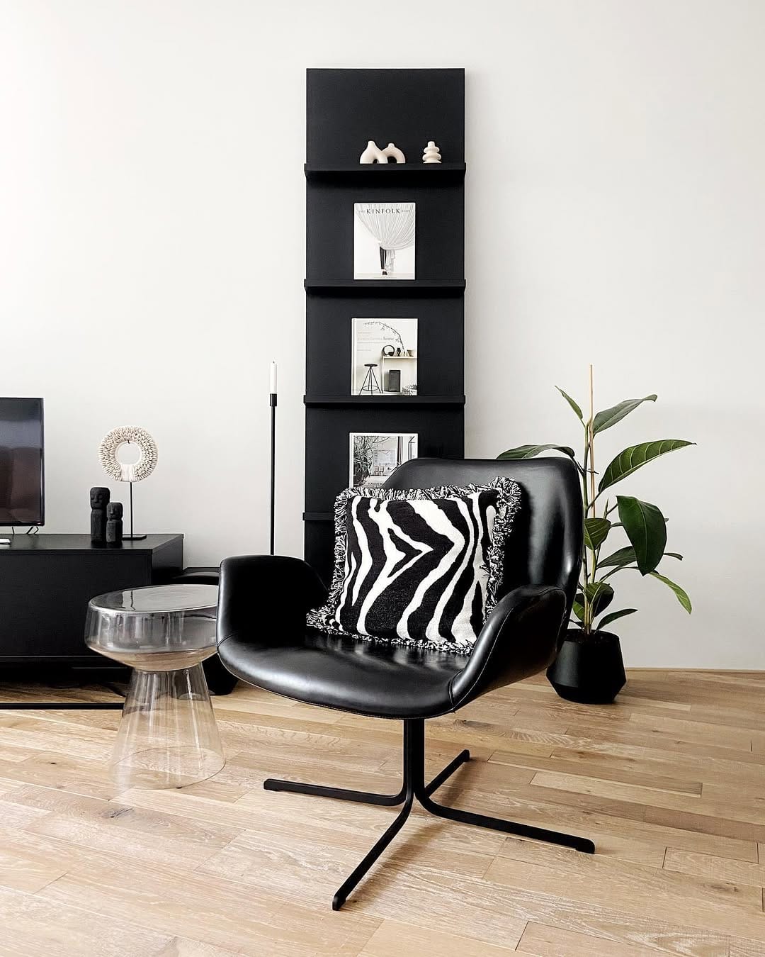 Post 1 by Stefan Plas | Interior Designer & Content Creator on Instagram (image)