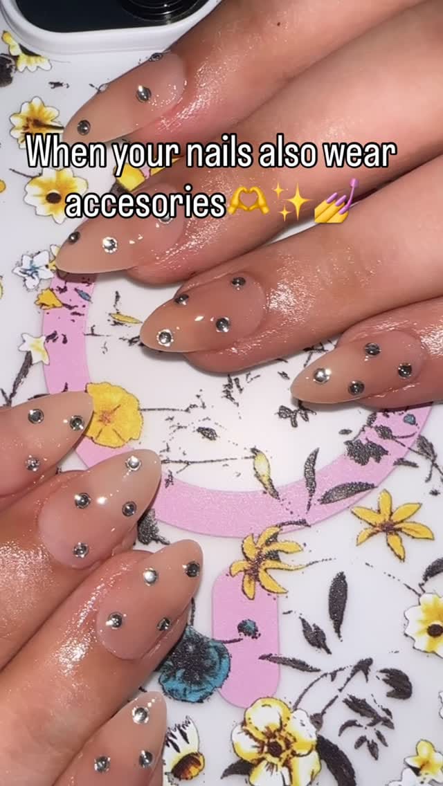 Post 5 by Nails by Palak Malik on Instagram (video)