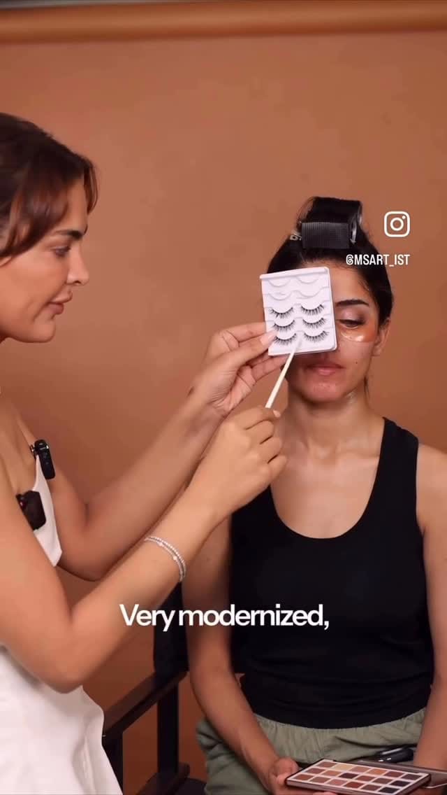 Post 8 by SHADES N SWATCHES on Instagram (video)