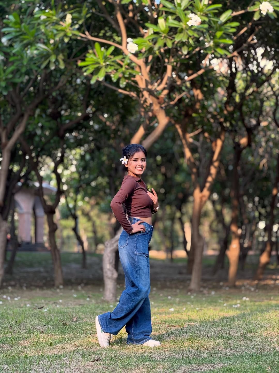 Post 2 by “ Vaishnavi Choudhary “ 🪴 on Instagram (carousel)