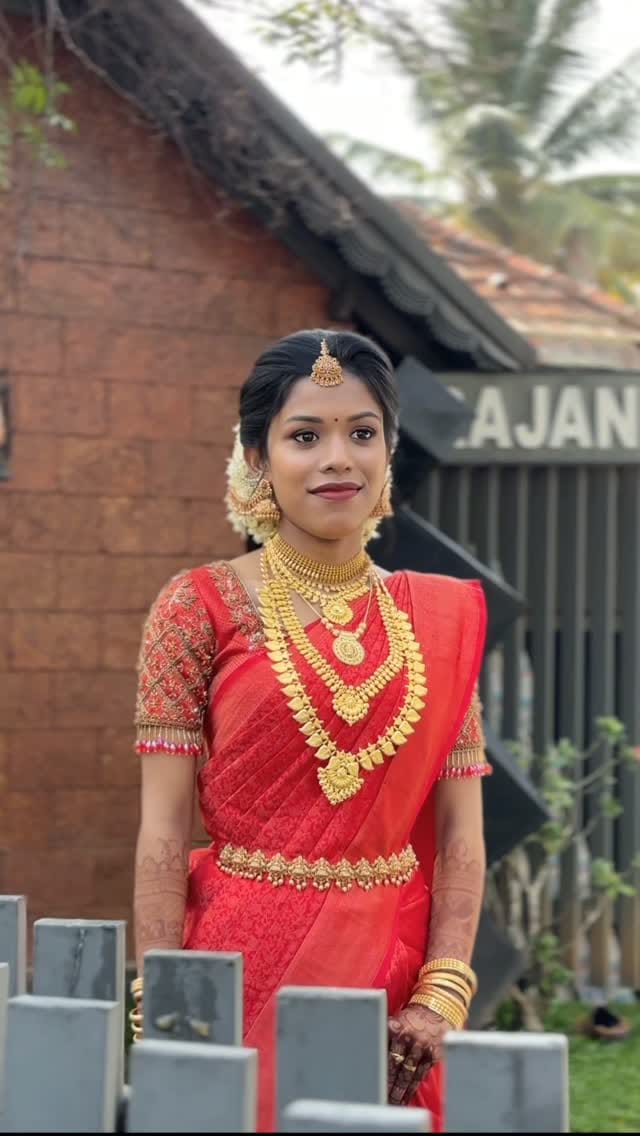 Post 3 by Miracle Family Makeover Studio - Kollam on Instagram (video)