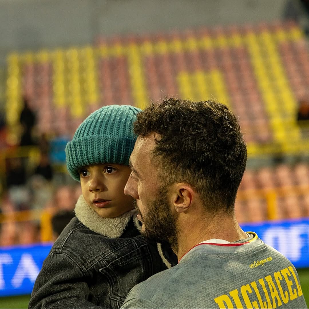 Post 10 by Mirko Pigliacelli on Instagram (image)