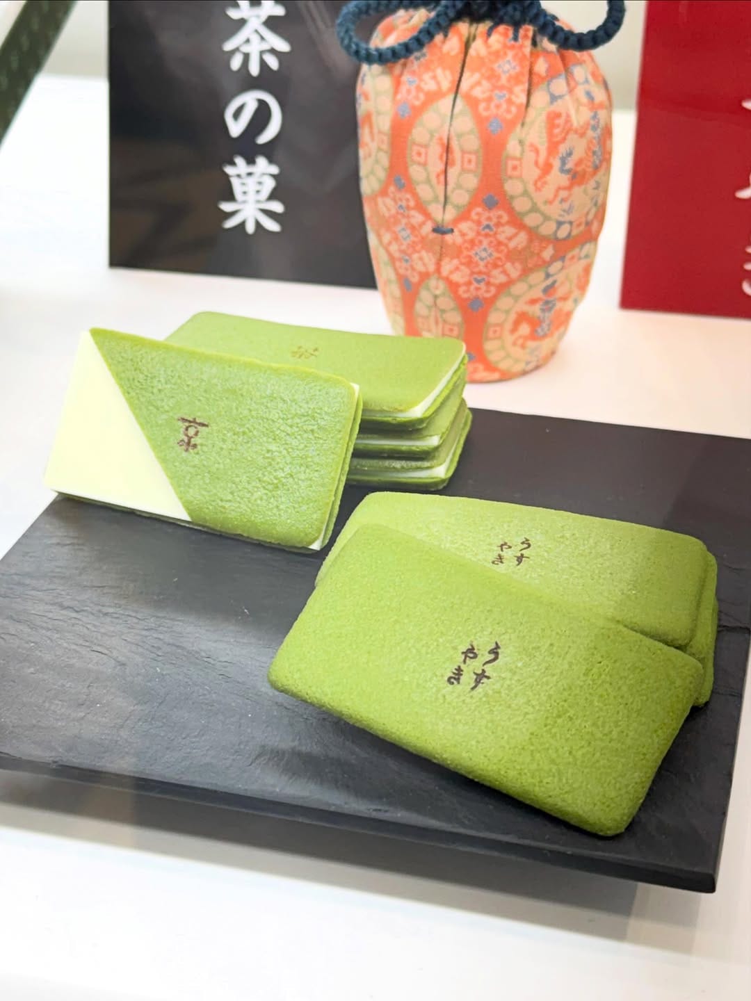 Post 6 by 【公式】大丸東京店スイーツバイヤー on Instagram (carousel)