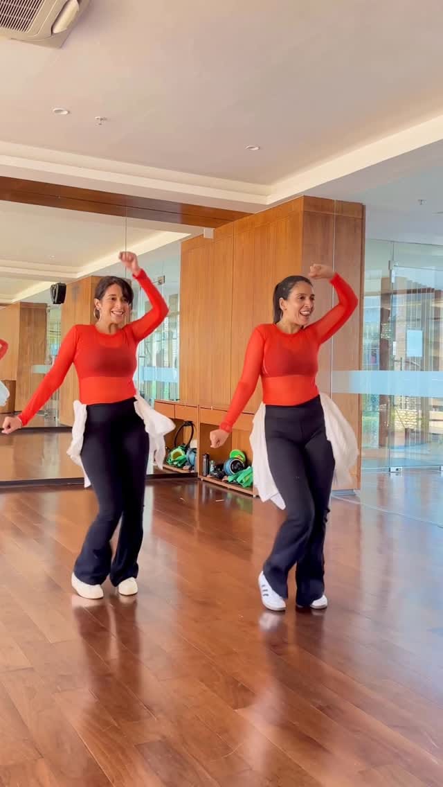 Post 9 by Pooja | Choreographer | Fitness Coach on Instagram (video)