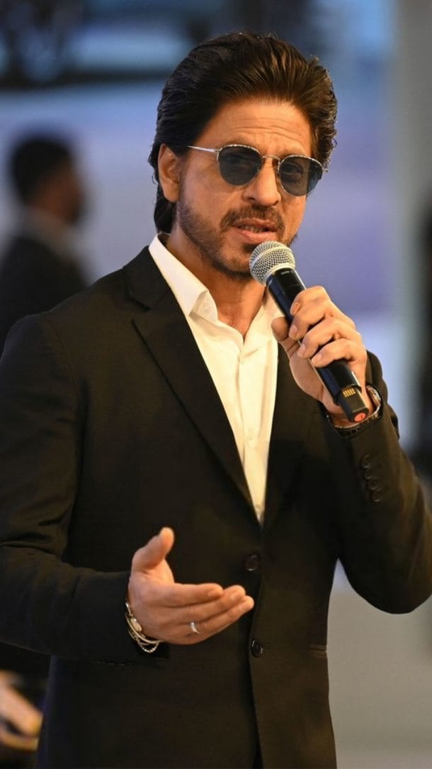 Post 3 by SRK Hyderabad Fans on Instagram (video)