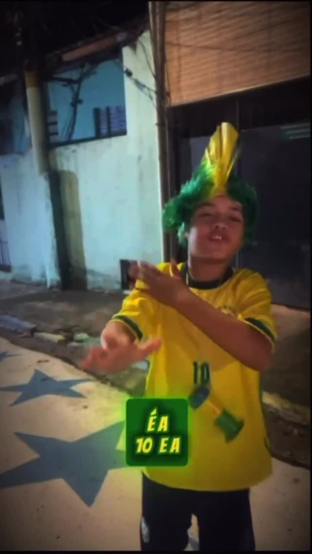 Post 9 by fefe on Instagram (video)
