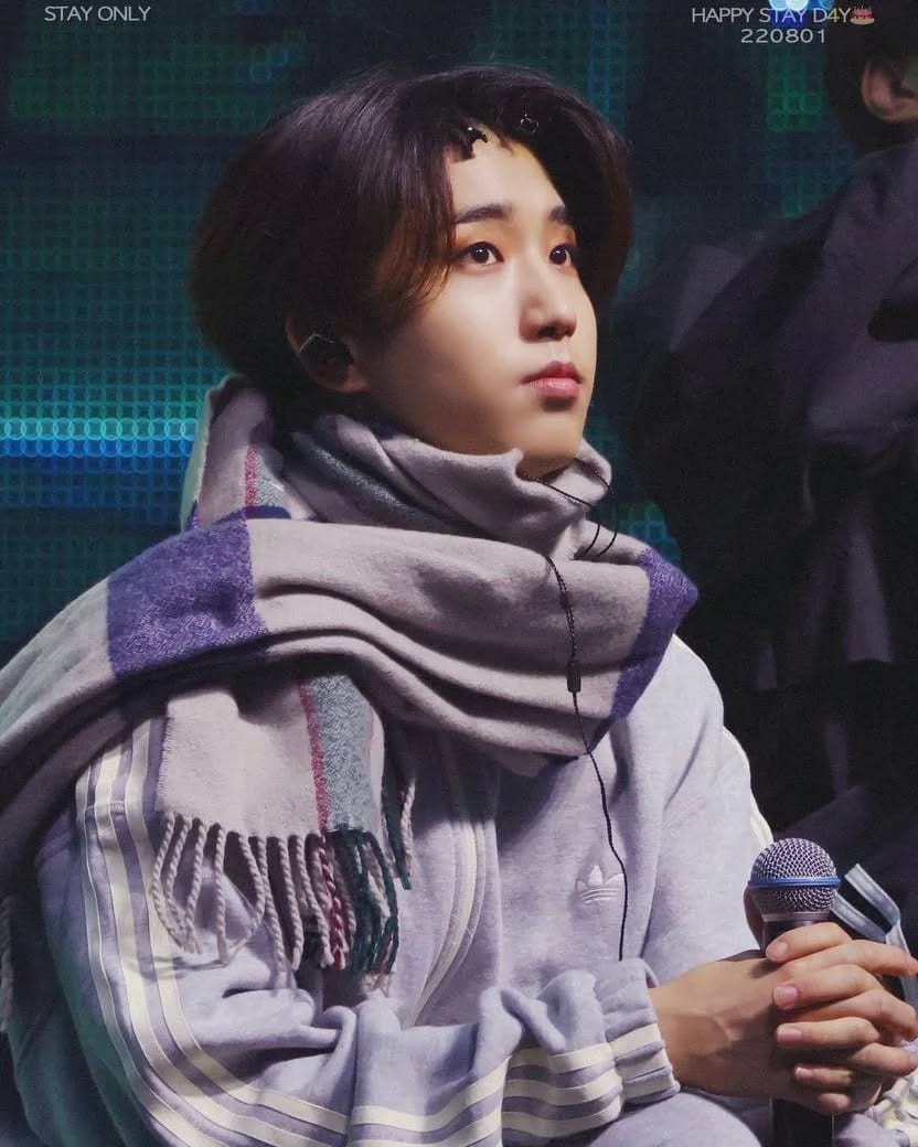 Post 9 by HAN JISUNG on Instagram (carousel)