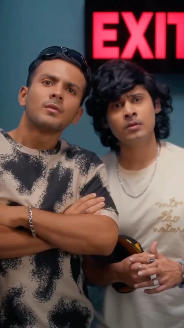 Post 5 by Rohit Agrawal on Instagram (video)