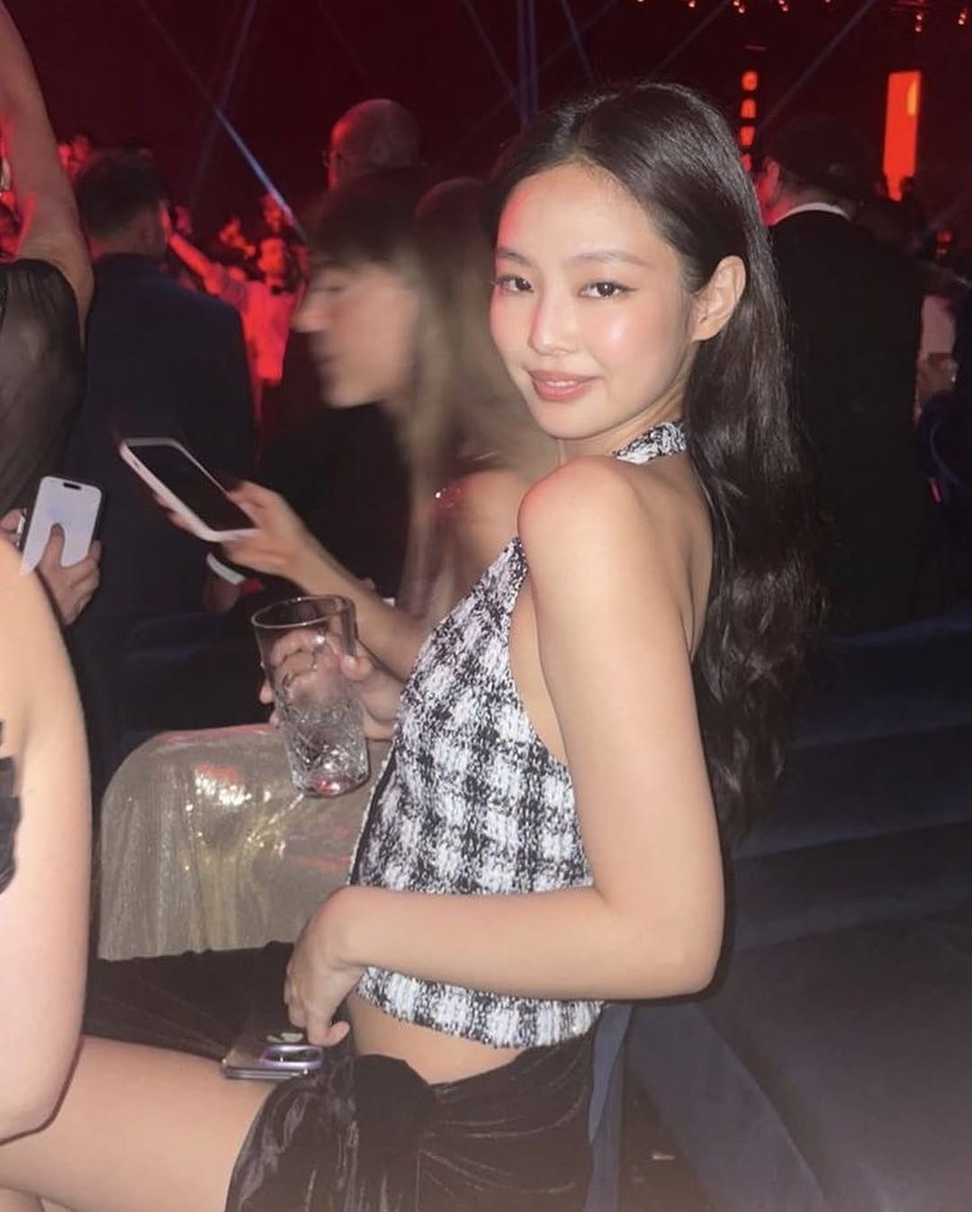Post 5 by JENNIE (제니) on Instagram (carousel)
