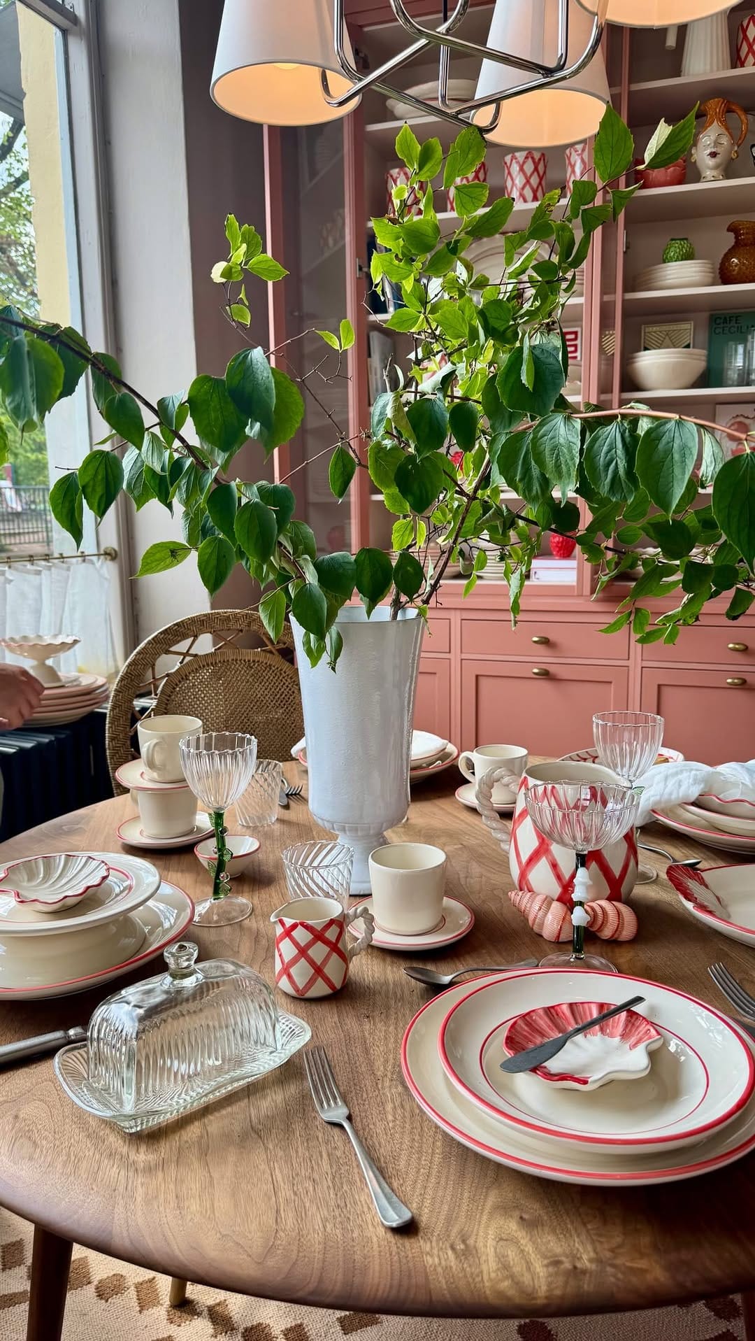 Post 5 by lotte | studio loots | interieur & hotspots on Instagram (video)