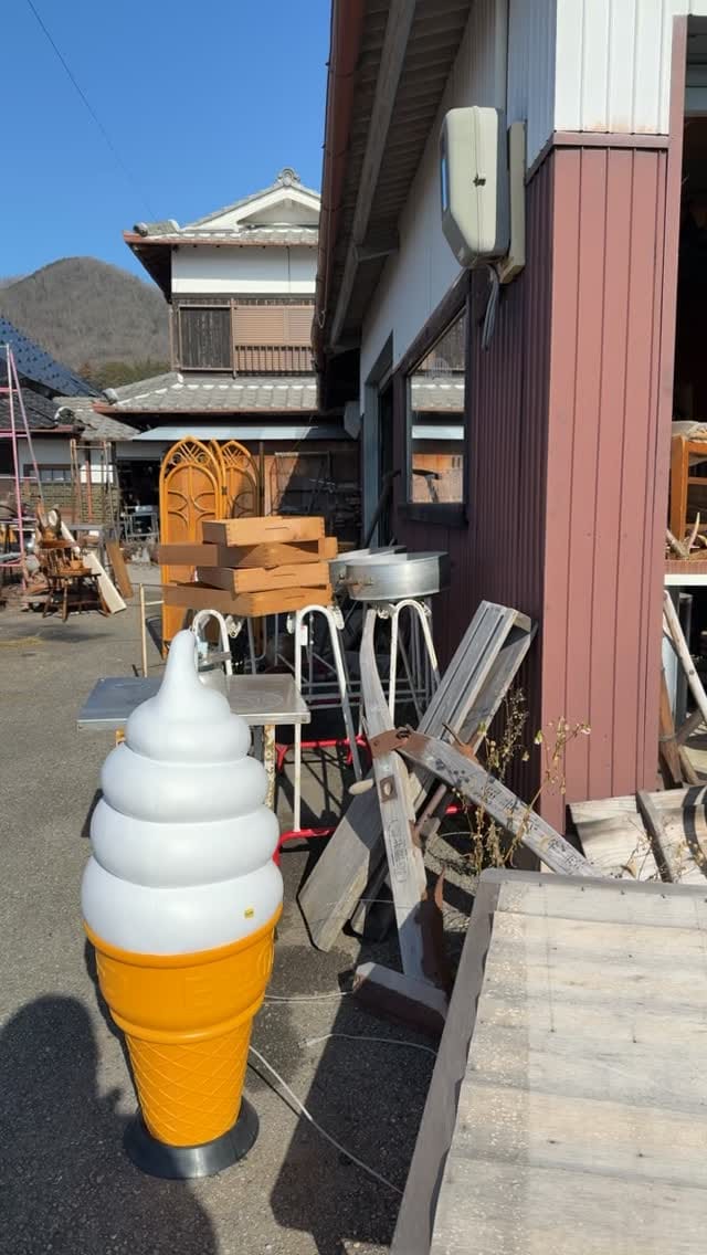 Post 5 by Antique Koga(アンティーク古賀) on Instagram (video)