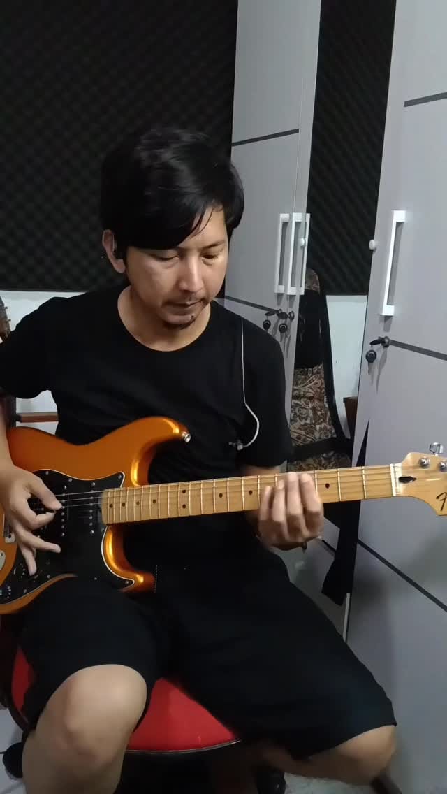 Post 2 by R Ilham Uwaisulqorny (iam) on Instagram (video)