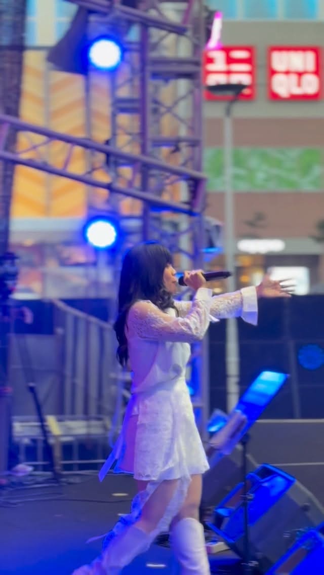 Post 4 by R Ilham Uwaisulqorny (iam) on Instagram (video)