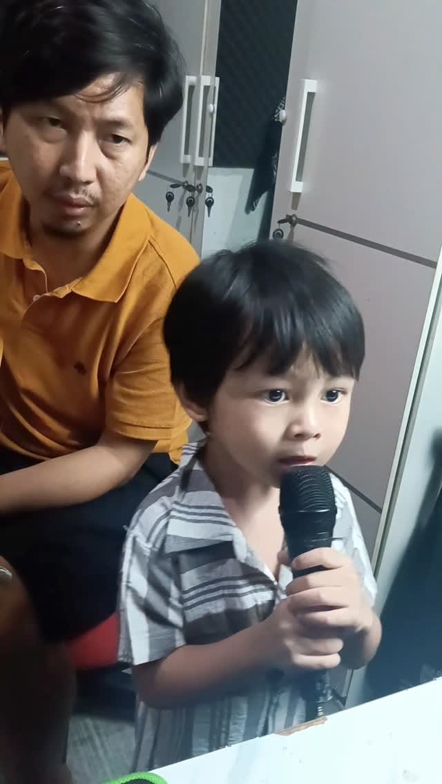 Post 3 by R Ilham Uwaisulqorny (iam) on Instagram (video)