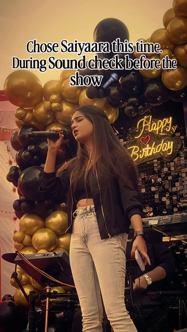 Post 4 by ♪स्नेहा Sings on Instagram (video)