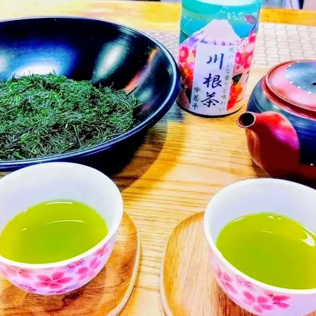 Post 9 by 【熱海のお茶屋】茶千 on Instagram (carousel)