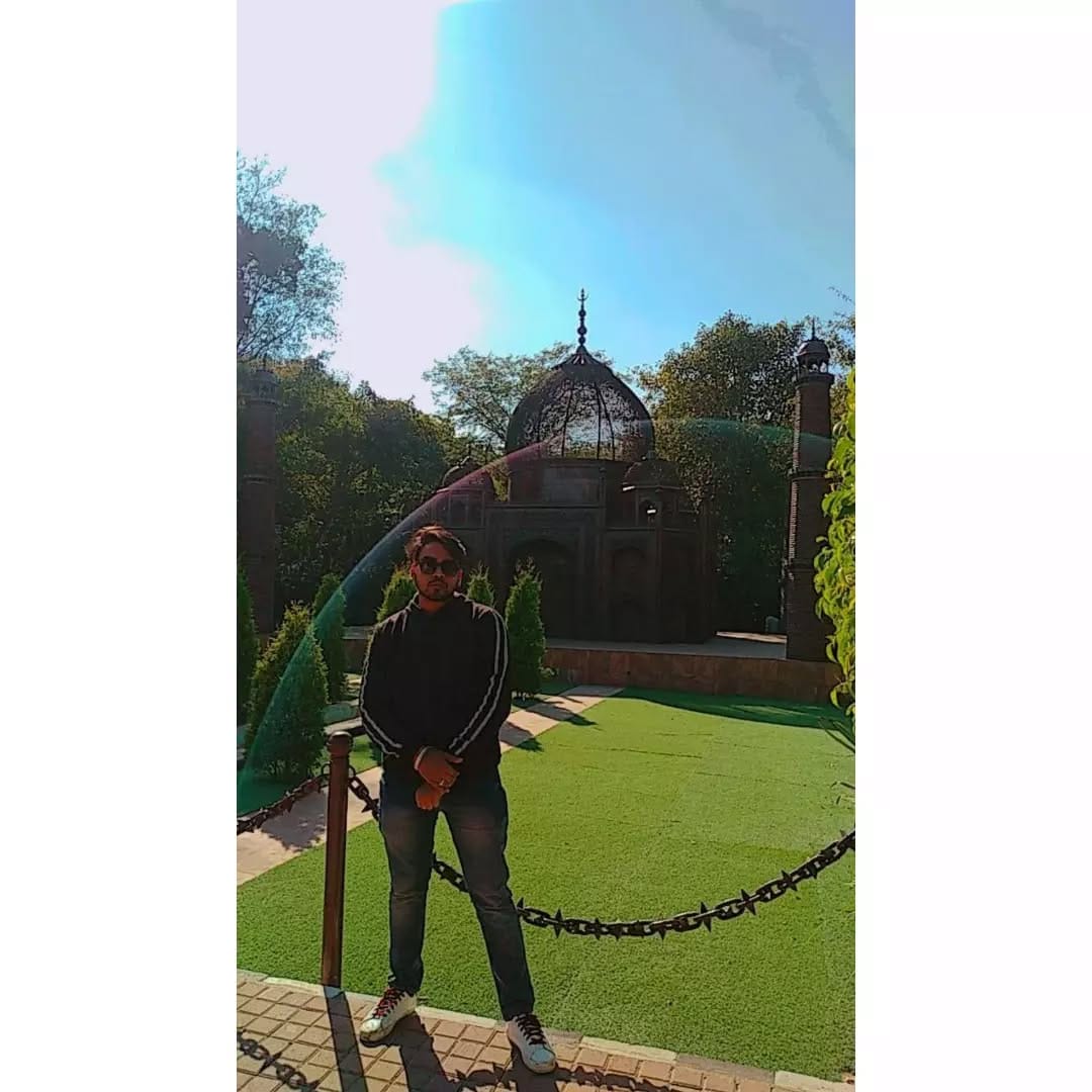 Post 4 by Paras Jain on Instagram (carousel)