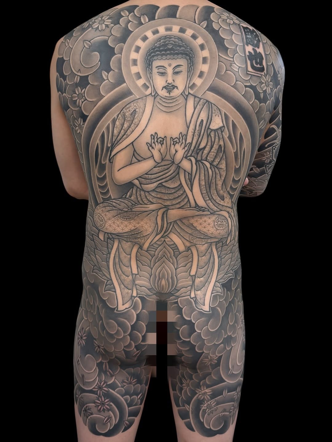 Post 6 by 彫也/HORINARI  大阪 タトゥー tattoo on Instagram (image)