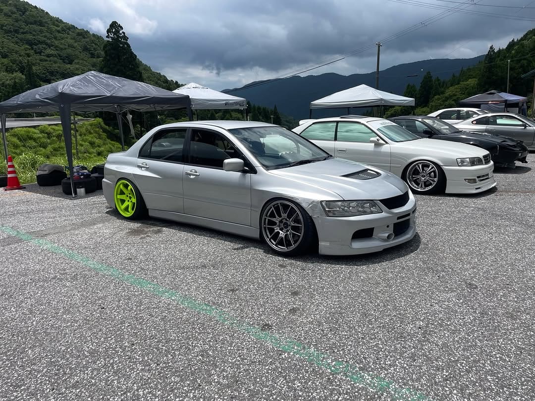 Post 6 by hata_EvoⅨ on Instagram (carousel)