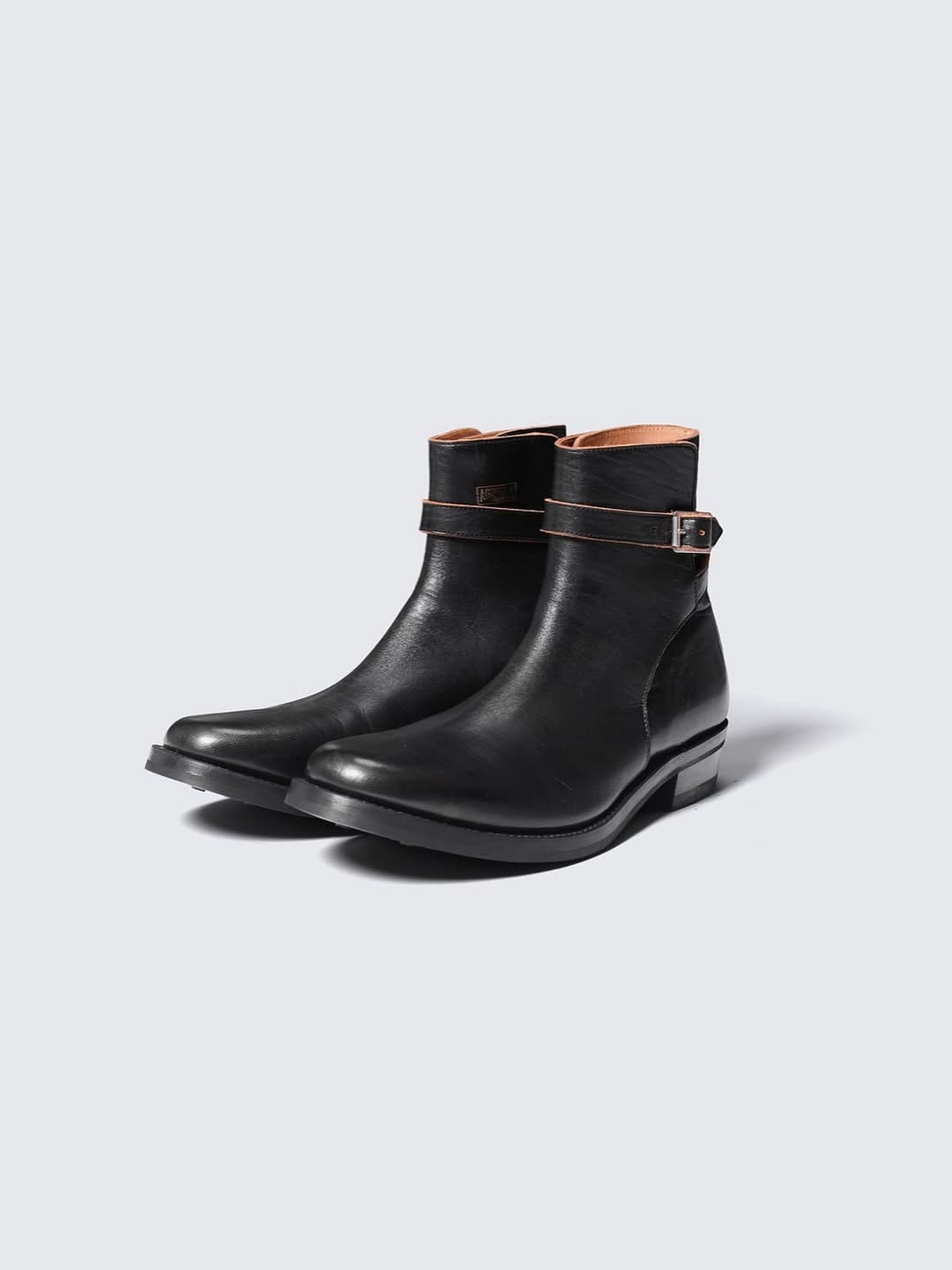Post 5 by ADDICT BOOTS on Instagram (image)